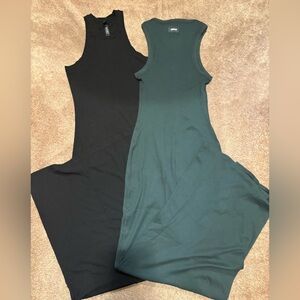SKIMS Black and Spruce dress bundle